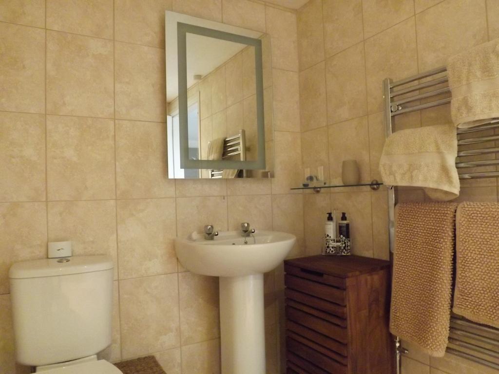The Swallows Guest House New Quay  Habitación foto